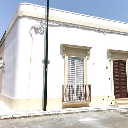 בית נופש Don Carlo Casa Vacenze Campi Salentina